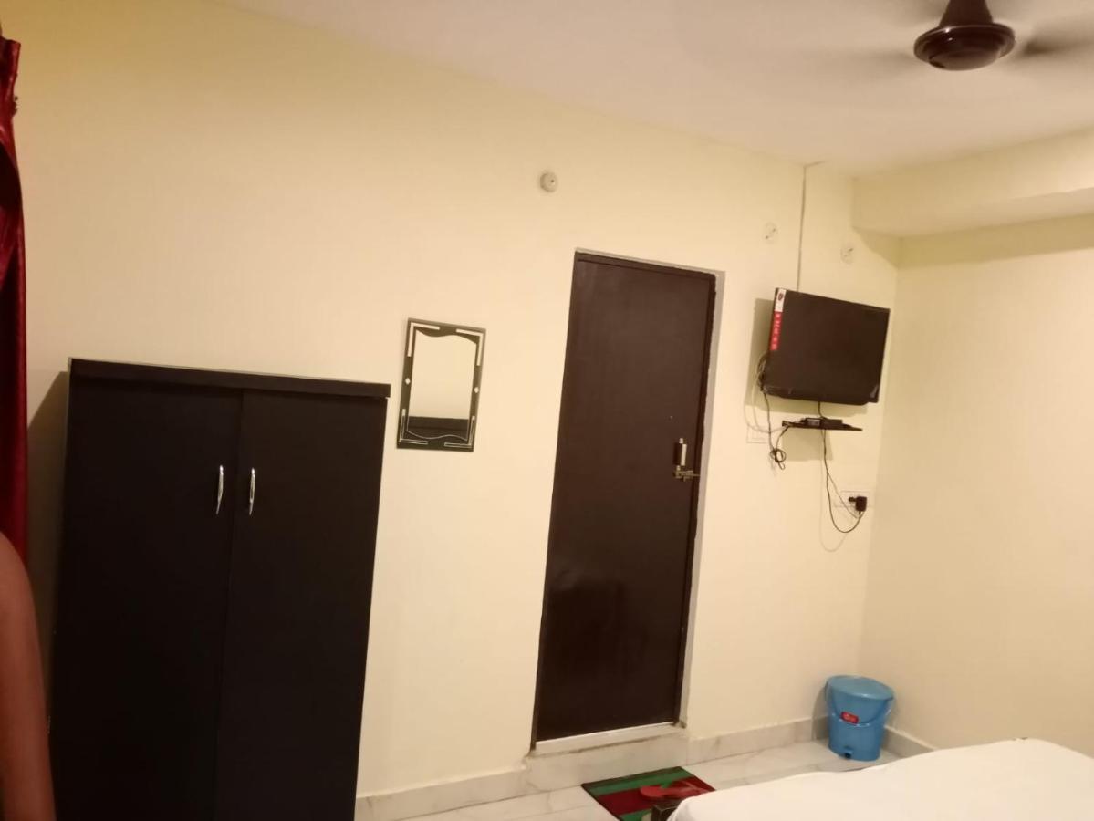 S S Hotel And Restaurant By Wb Economy Jaunpur Экстерьер фото