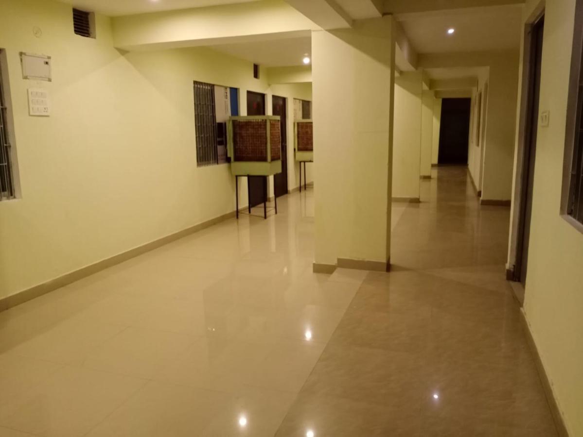 S S Hotel And Restaurant By Wb Economy Jaunpur Экстерьер фото