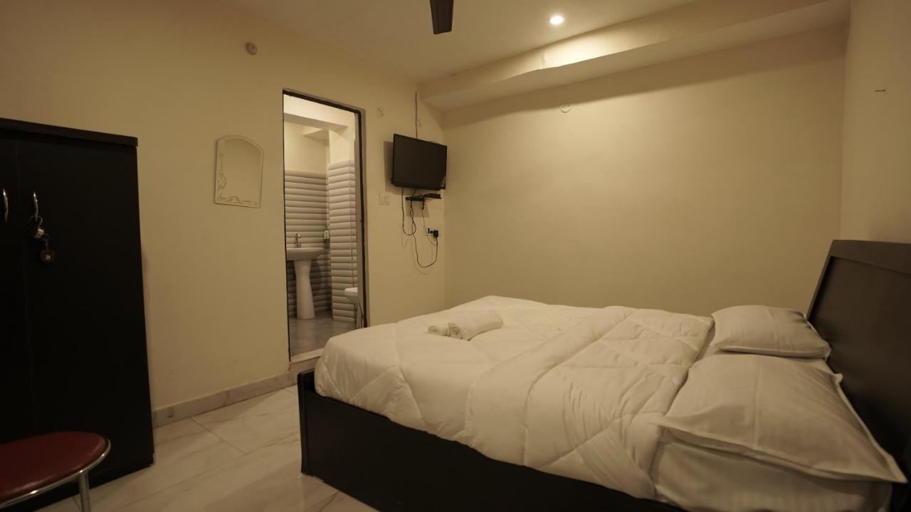 S S Hotel And Restaurant By Wb Economy Jaunpur Экстерьер фото
